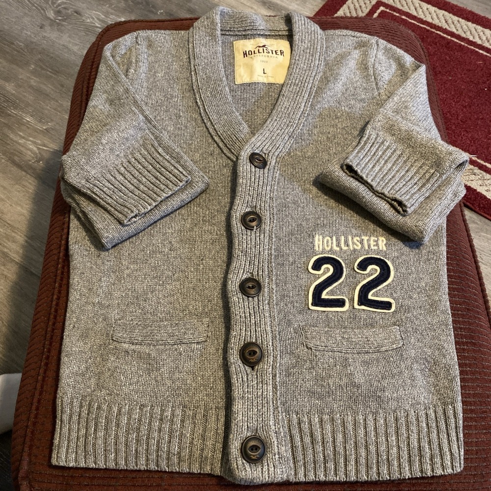 VINTAGE Y2K HOLLISTER MEN'S LETTERMAN STYLE CARDIGAN SIZE LARGE GREY POCKETS